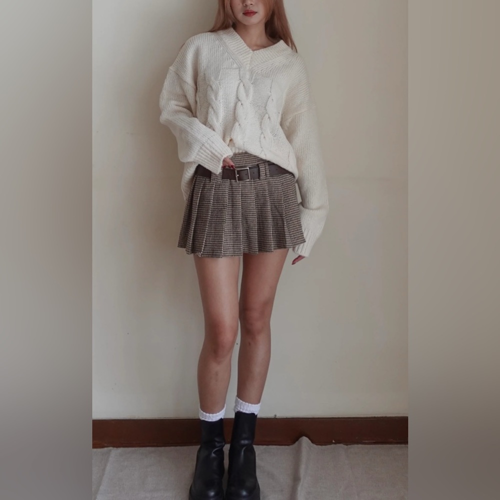 🛍️ Okie & Lala Black and White Mini Pleated Skater Skirt!! 🛍️